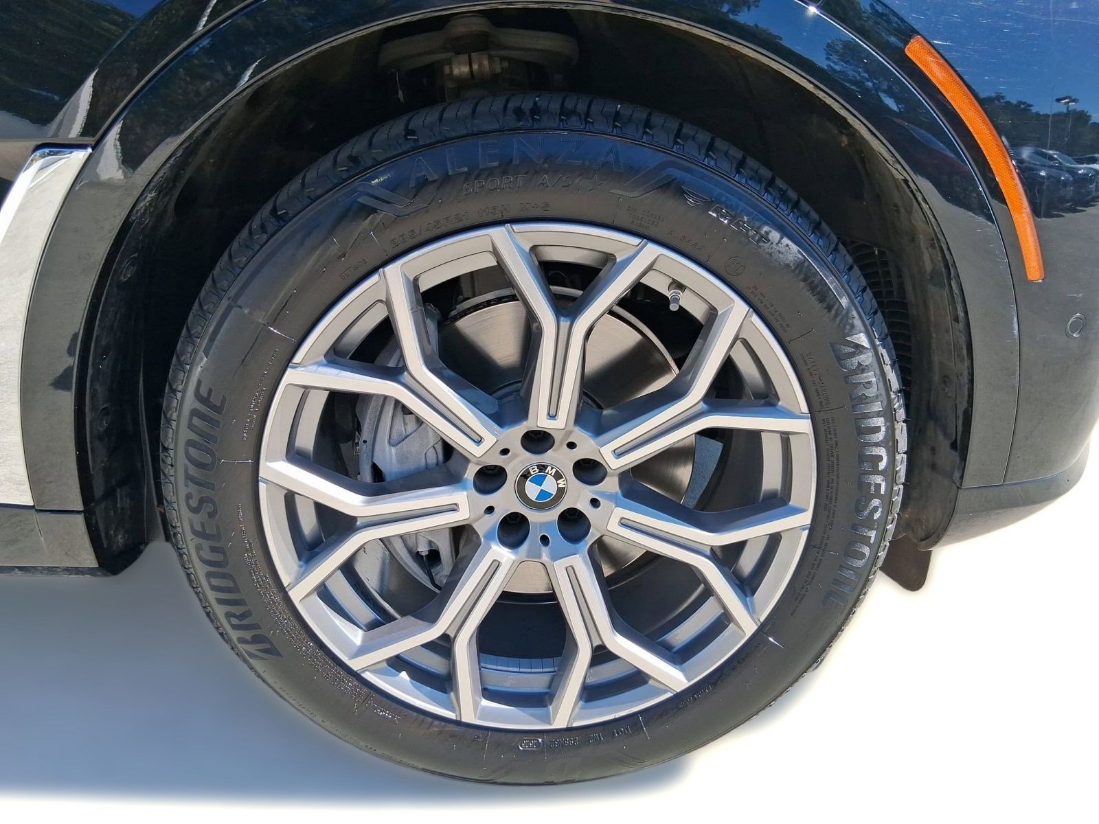 Certified 2024 BMW X7 xDrive40i w/ Premium Package image 11