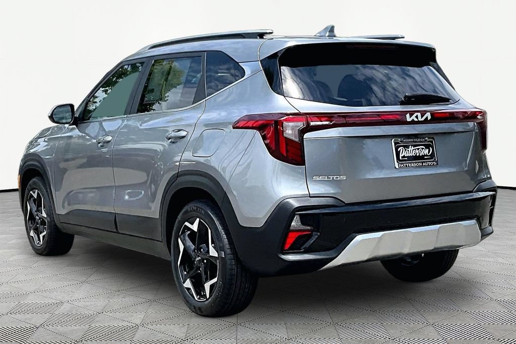 Certified 2024 Kia Seltos EX FWD image 6
