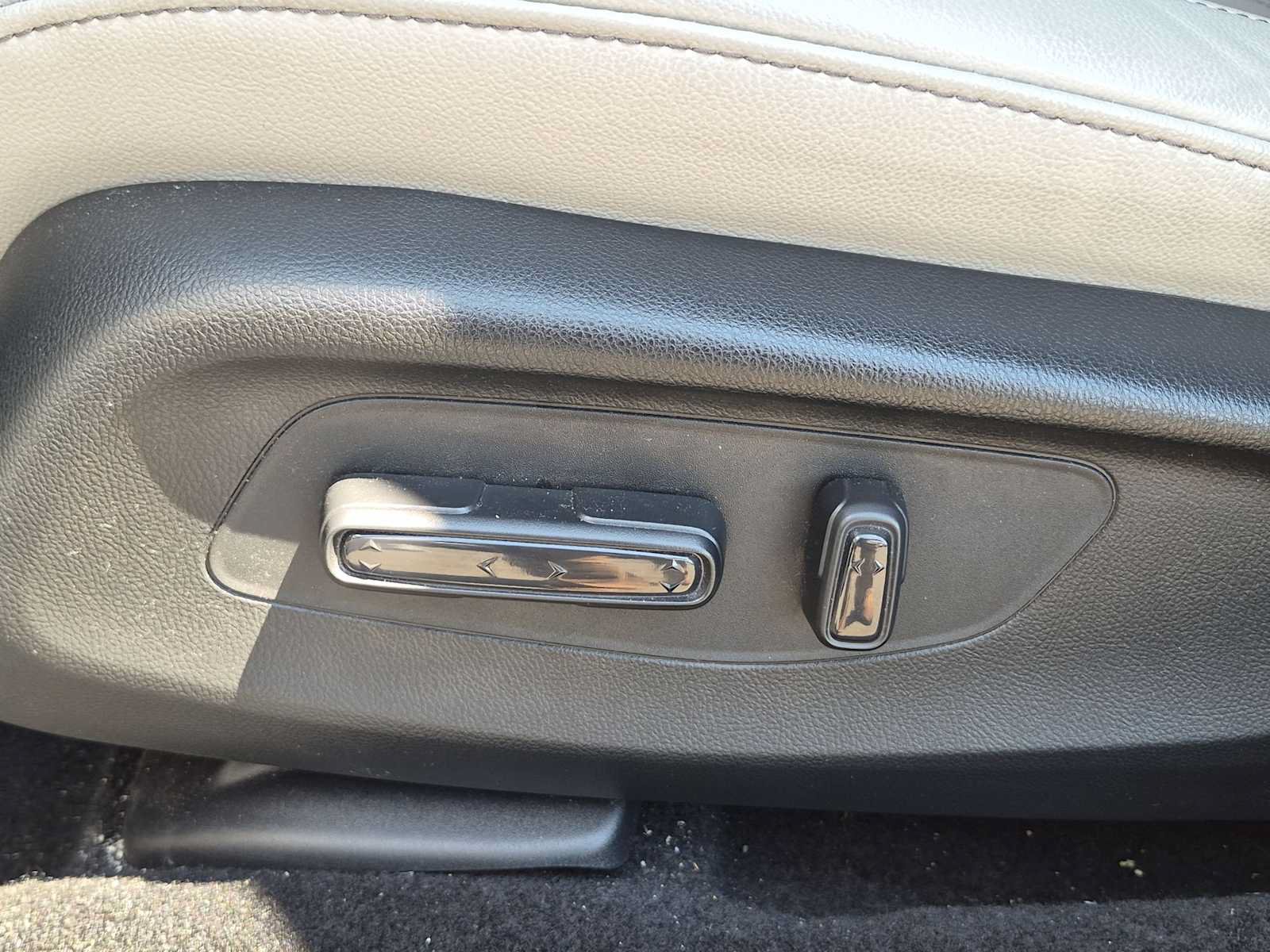 Used 2026 Honda HR-V EX-L image 18