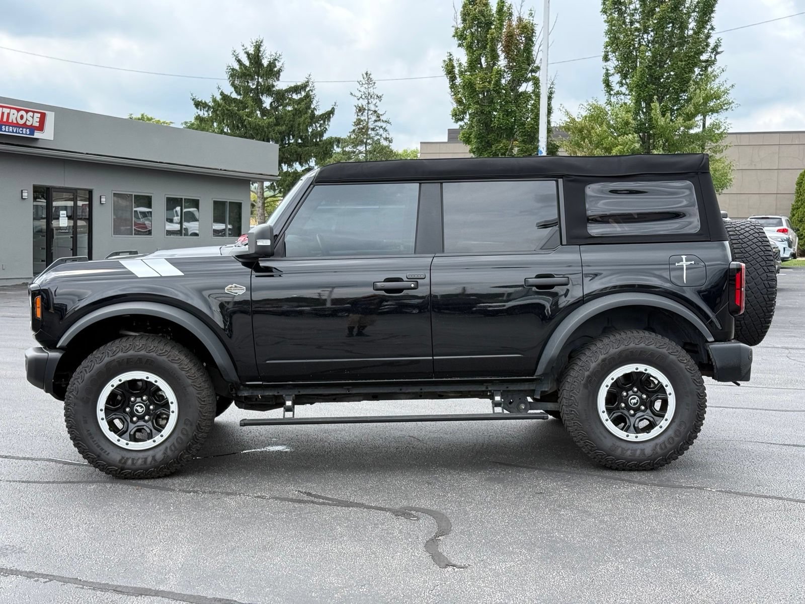 Used 2023 Ford Bronco Wildtrak AWD/4WD image 7