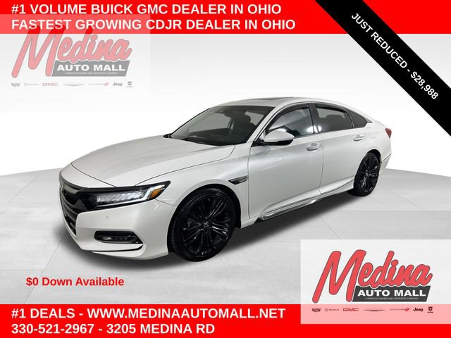 Used 2018 Honda Accord Touring image 1