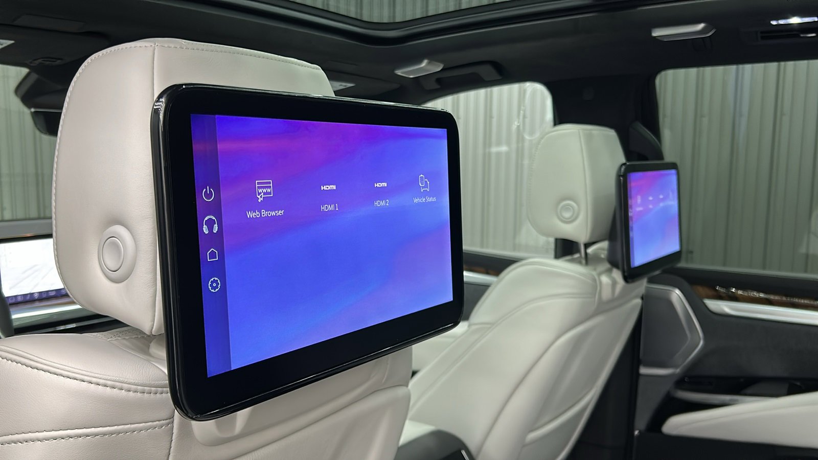 Used 2025 Cadillac Escalade Sport Platinum image 31