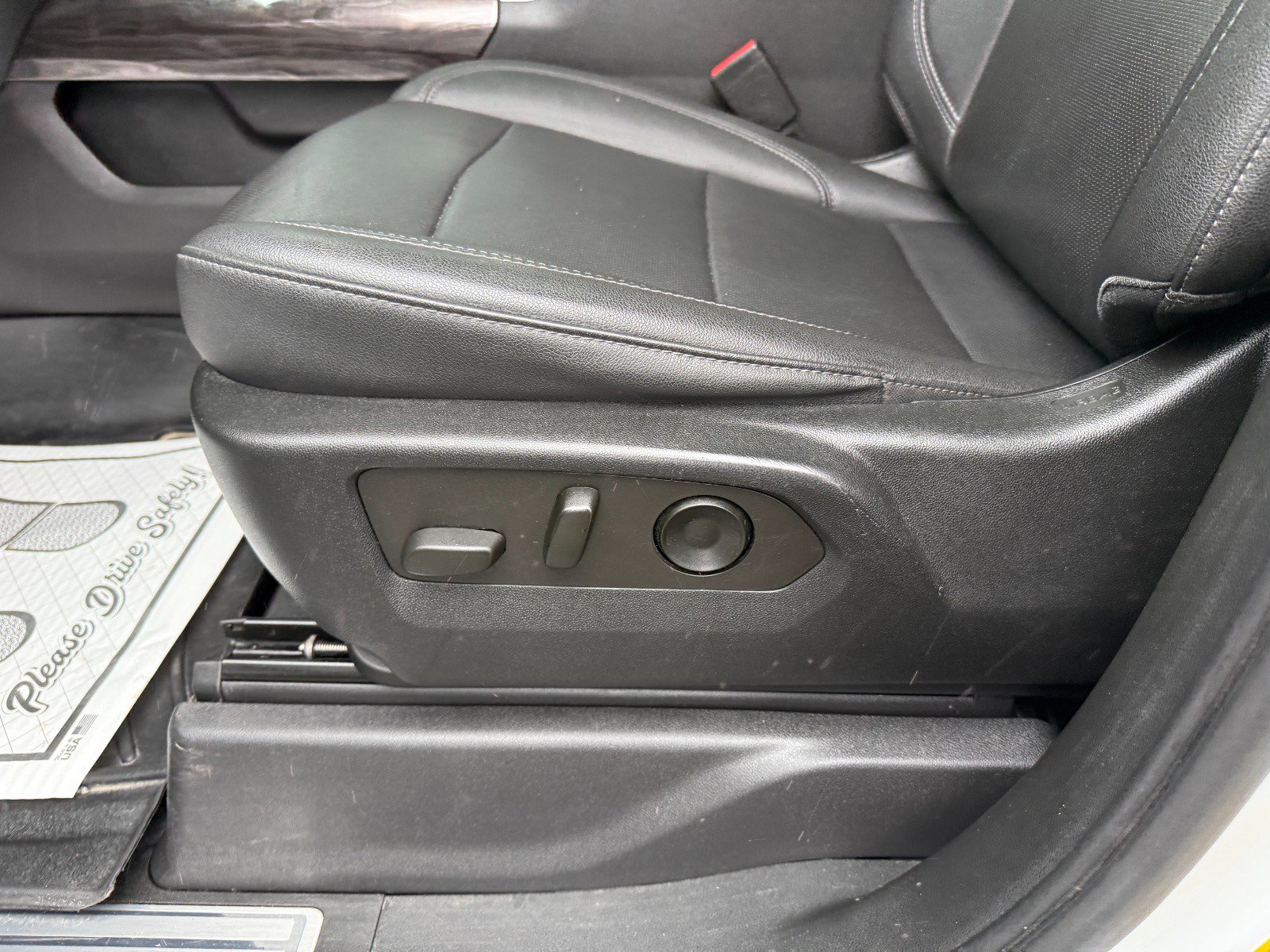 Used 2022 Chevrolet Silverado 1500 LTZ w/ LTZ Premium Package image 24