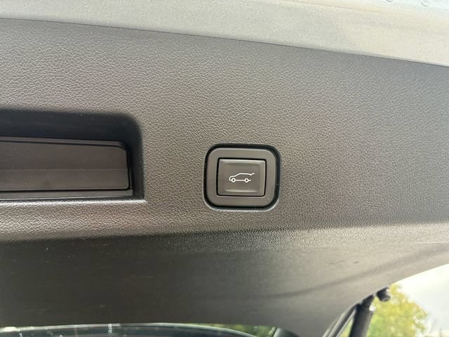 Used 2024 Chevrolet Traverse RS AWD/4WD image 7
