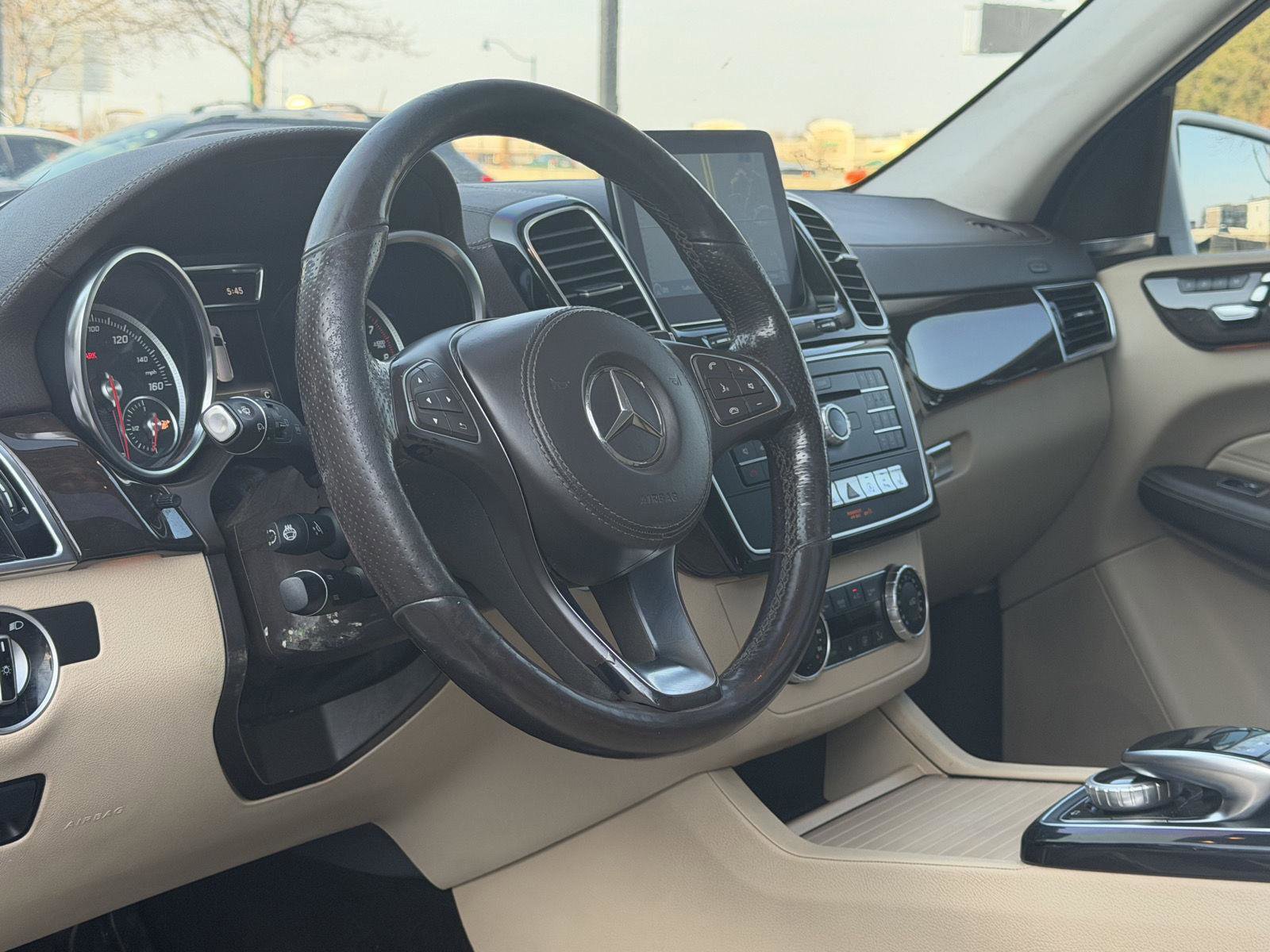 Used 2017 Mercedes-Benz GLS 450 4MATIC w/ Premium Package image 33