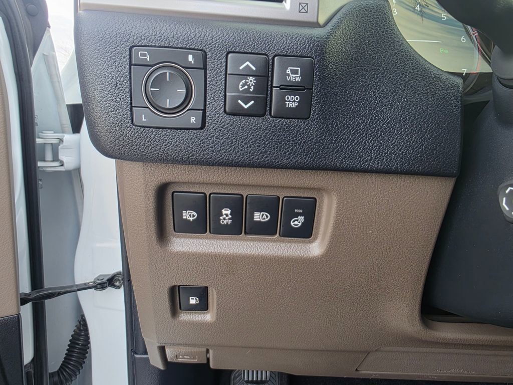 Used 2022 Lexus GX 460 Luxury image 13