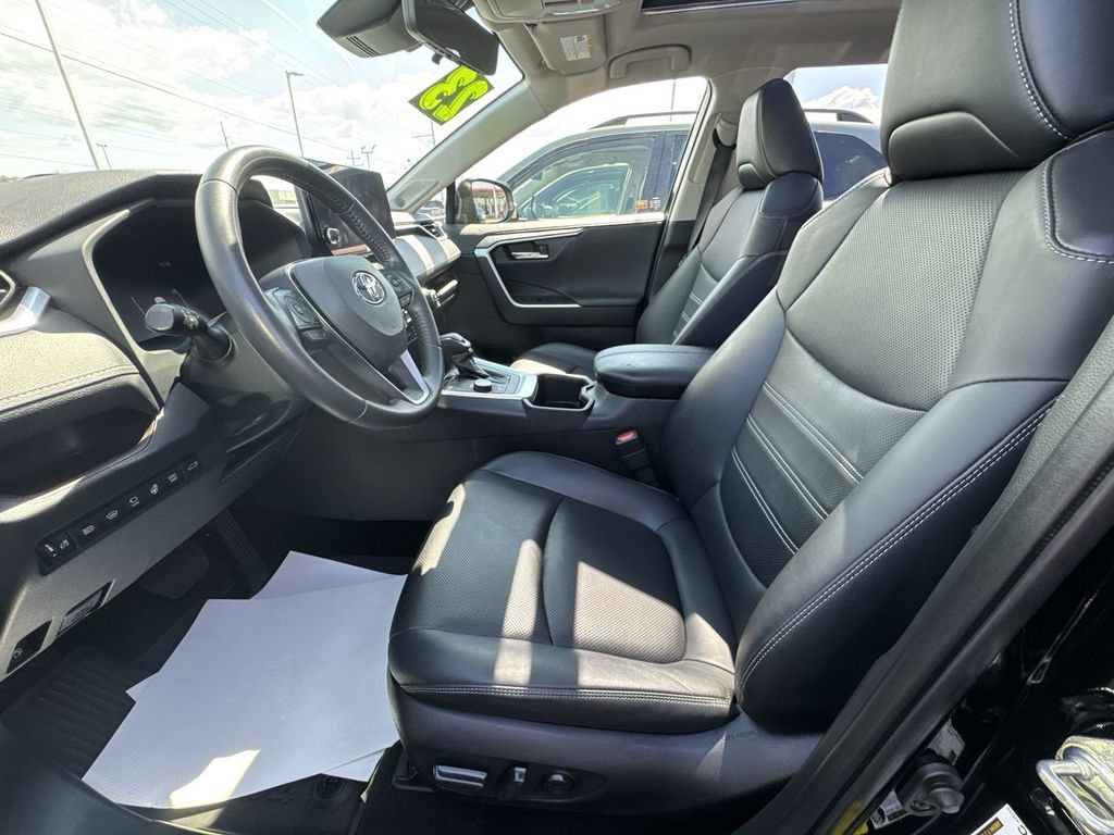 Used 2023 Toyota RAV4 Limited AWD/4WD image 17