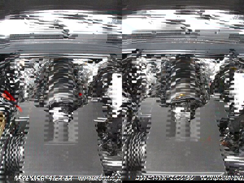 Used 2018 Chevrolet Suburban Premier image 20