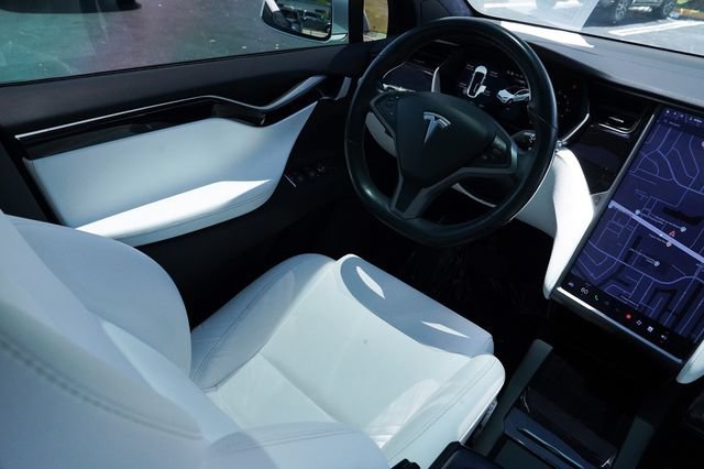 Used 2019 Tesla Model X Long Range AWD/4WD image 22