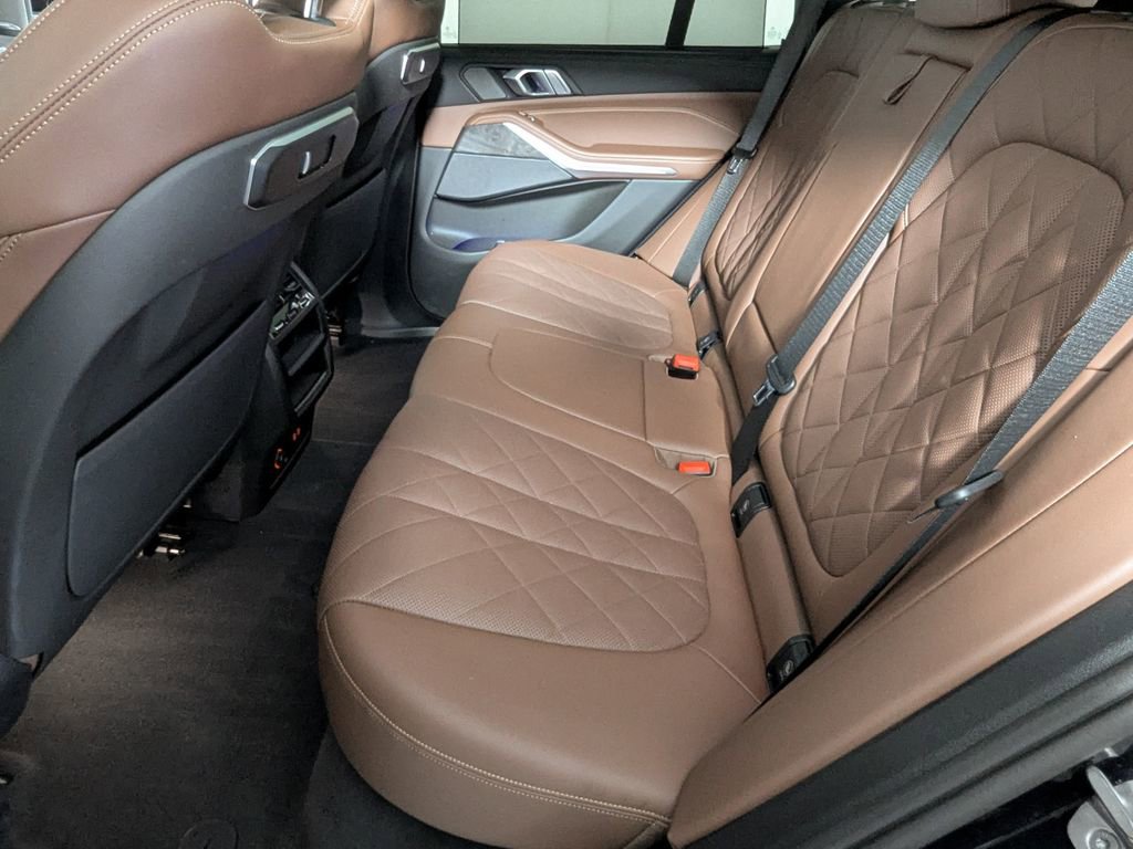 Certified 2024 BMW X5 xDrive40i w/ Executive Package image 48