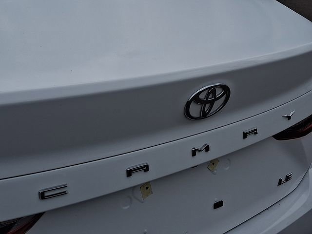 Used 2025 Toyota Camry LE image 31