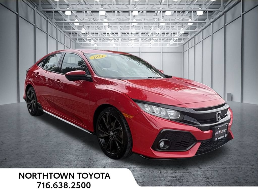 Used 2017 Honda Civic Sport image 2