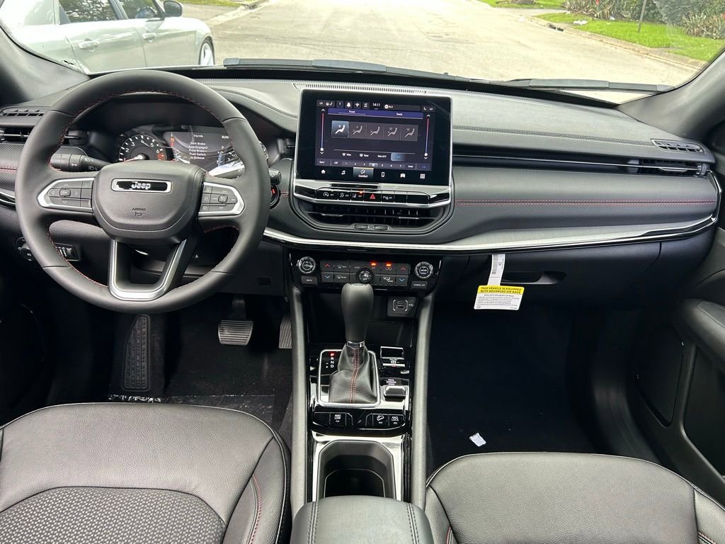 New 2026 Jeep Compass Trailhawk image 10