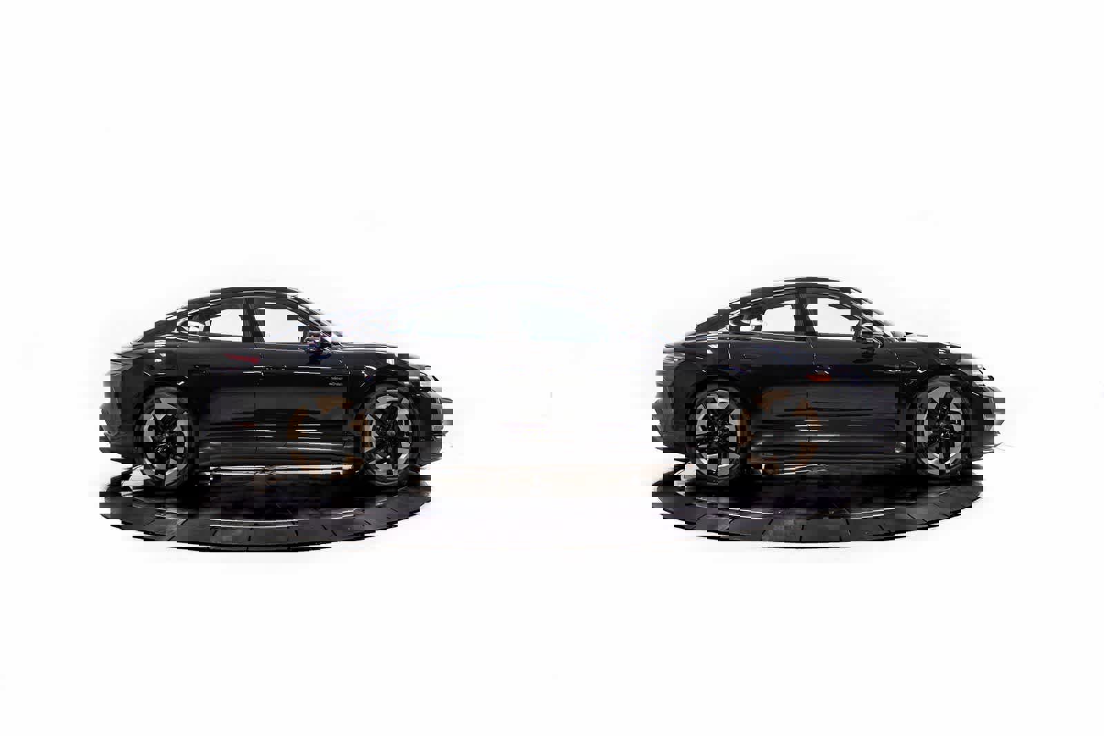 New 2026 Porsche Taycan Turbo S image 8