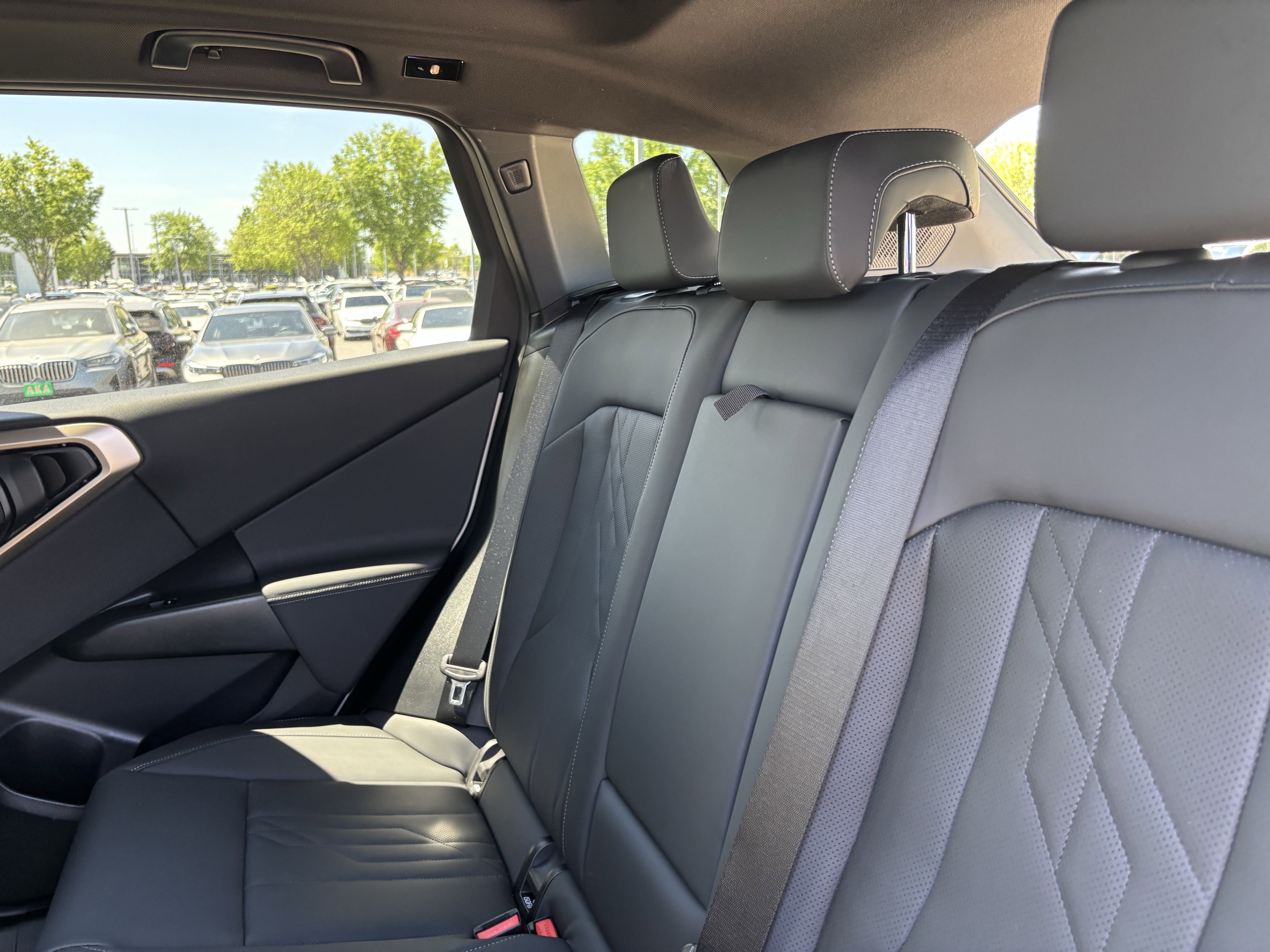 Certified 2025 BMW X3 xDrive30i w/ Convenience Package image 33