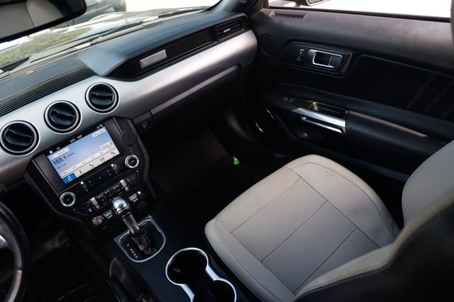 Used 2018 Ford Mustang Premium RWD image 21