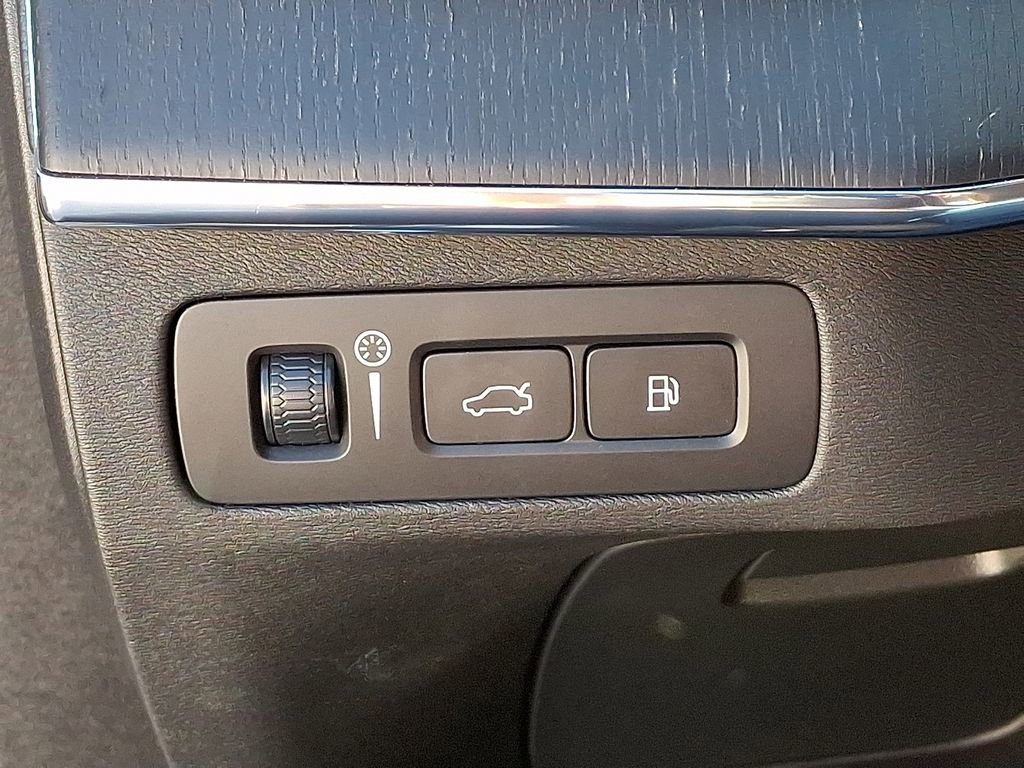 Used 2021 Volvo XC90 T8 Inscription image 26