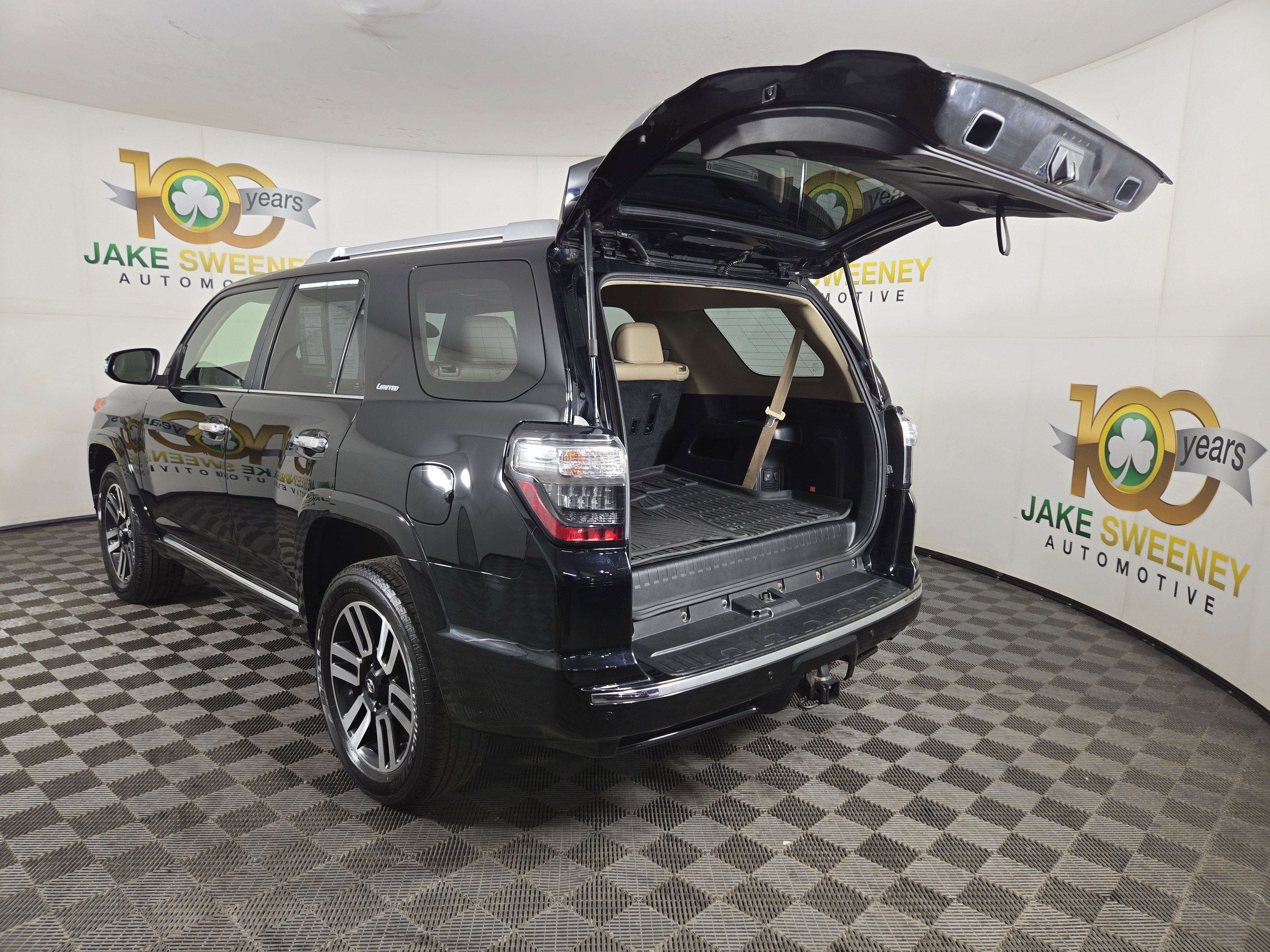 Used 2016 Toyota 4Runner Limited image 33