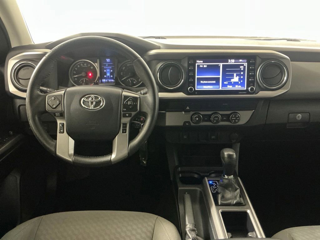 Used 2020 Toyota Tacoma SR5 w/ SR5 Appearance Package (SM) RWD image 9