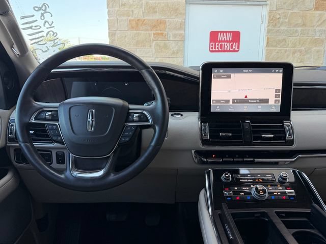 Used 2021 Lincoln Navigator L Reserve w/ Luxury Package RWD image 5
