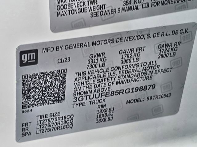 Used 2024 GMC Sierra 1500 AT4X image 18