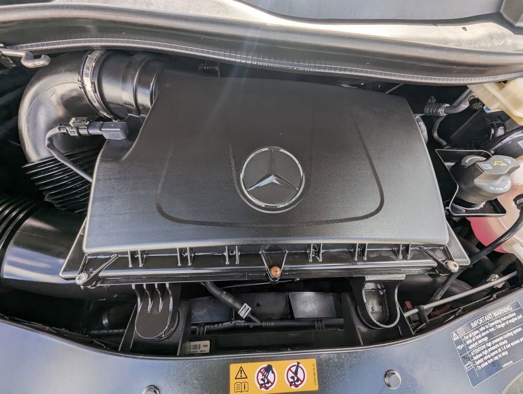 Used 2022 Mercedes-Benz Metris image 10