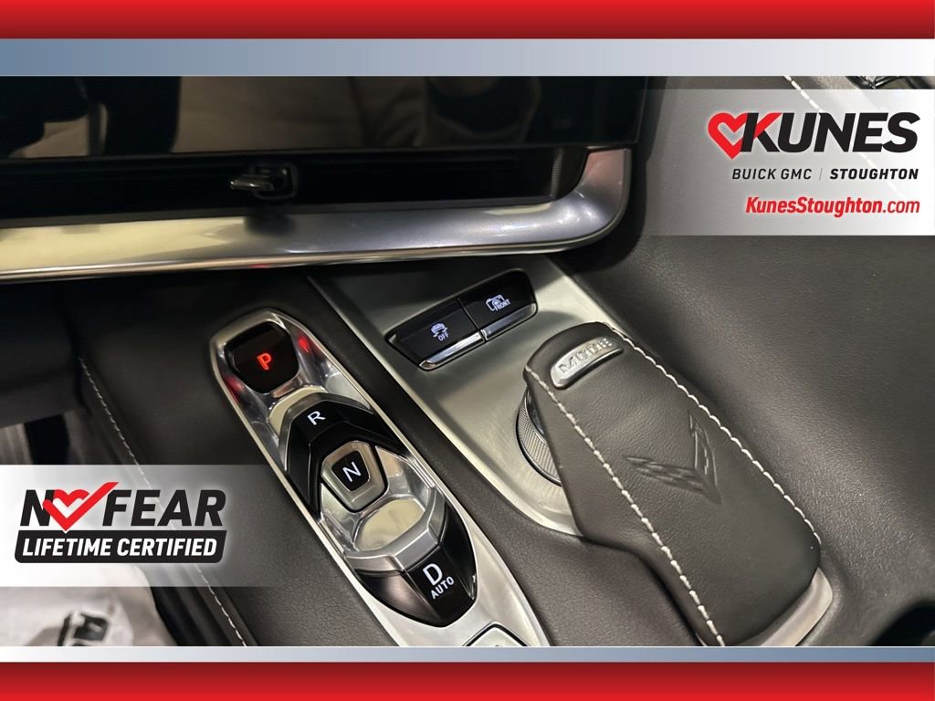 Used 2024 Chevrolet Corvette Stingray w/ Z51 Performance Package image 39