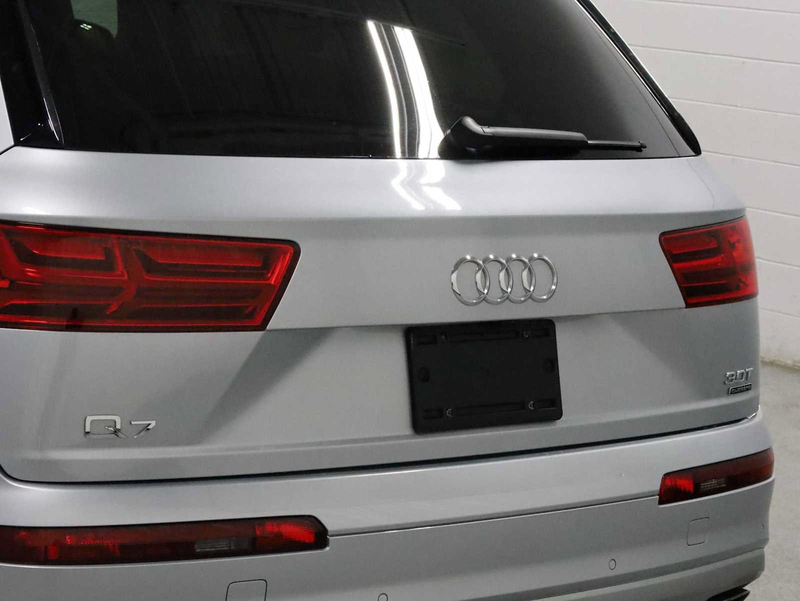 Used 2017 Audi Q7 3.0T Premium Plus AWD/4WD image 8