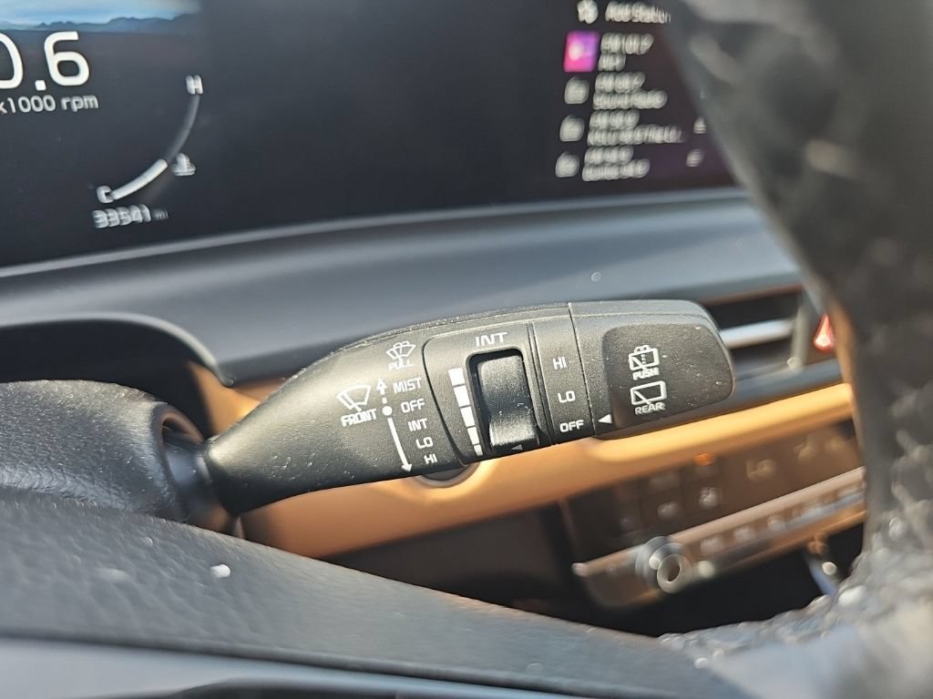 Used 2025 Kia Seltos EX w/ EX Sunroof Package AWD/4WD image 38