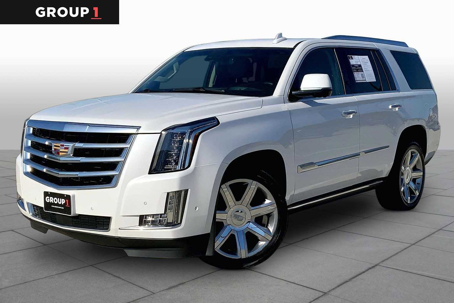 Used 2019 Cadillac Escalade Premium Luxury RWD image 1