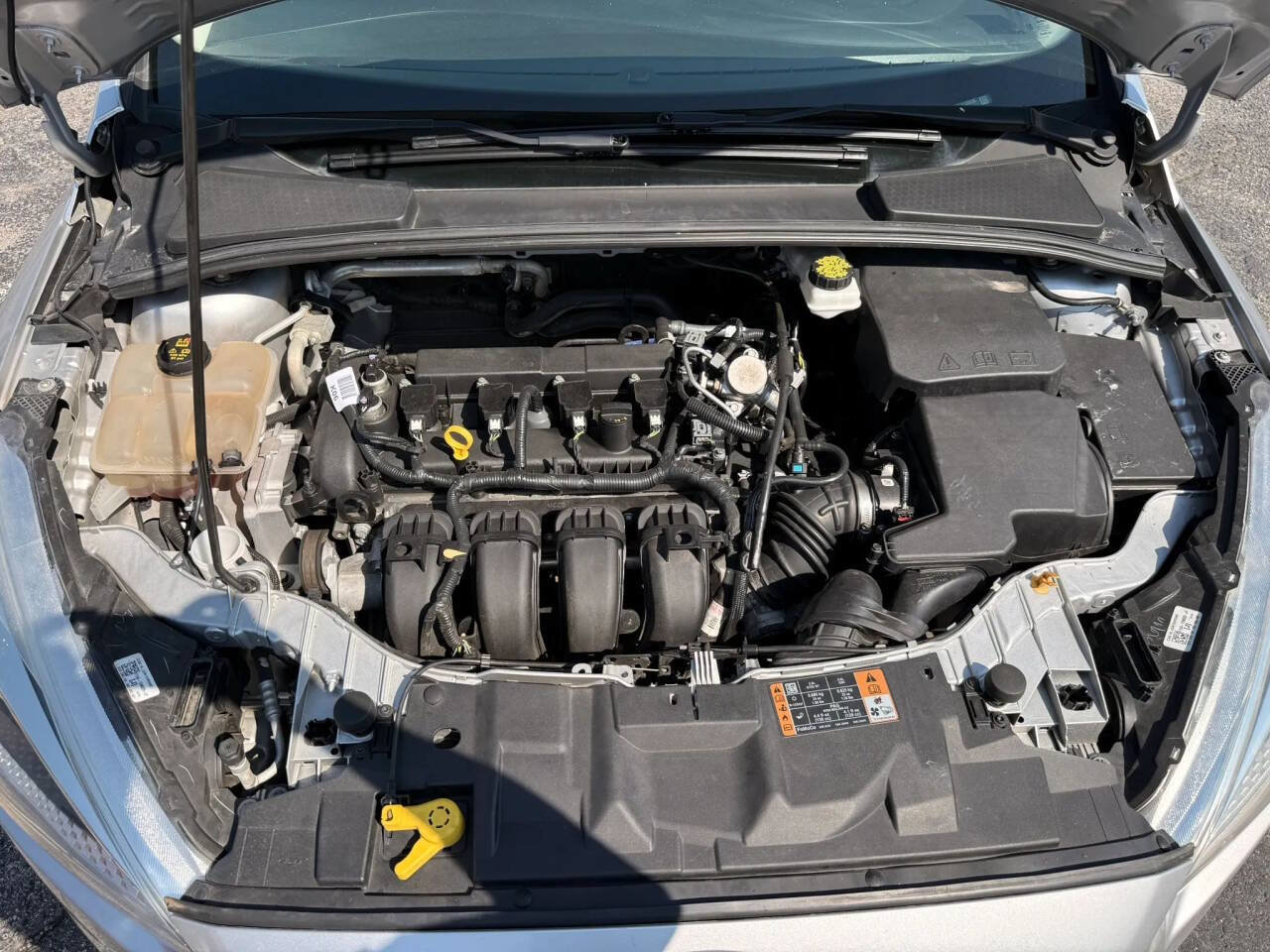 Used 2018 Ford Focus SE FWD image 15