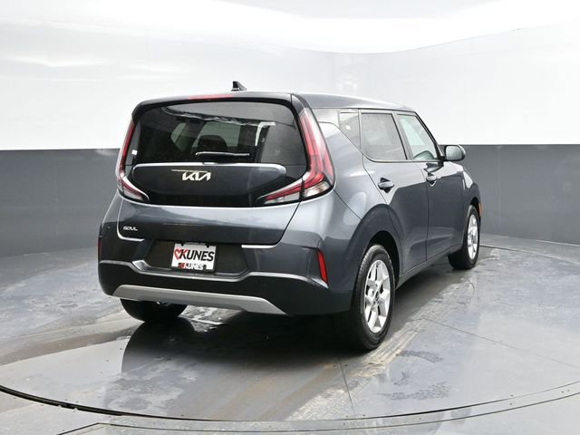 Used 2024 Kia Soul LX w/ LX Technology Package image 9