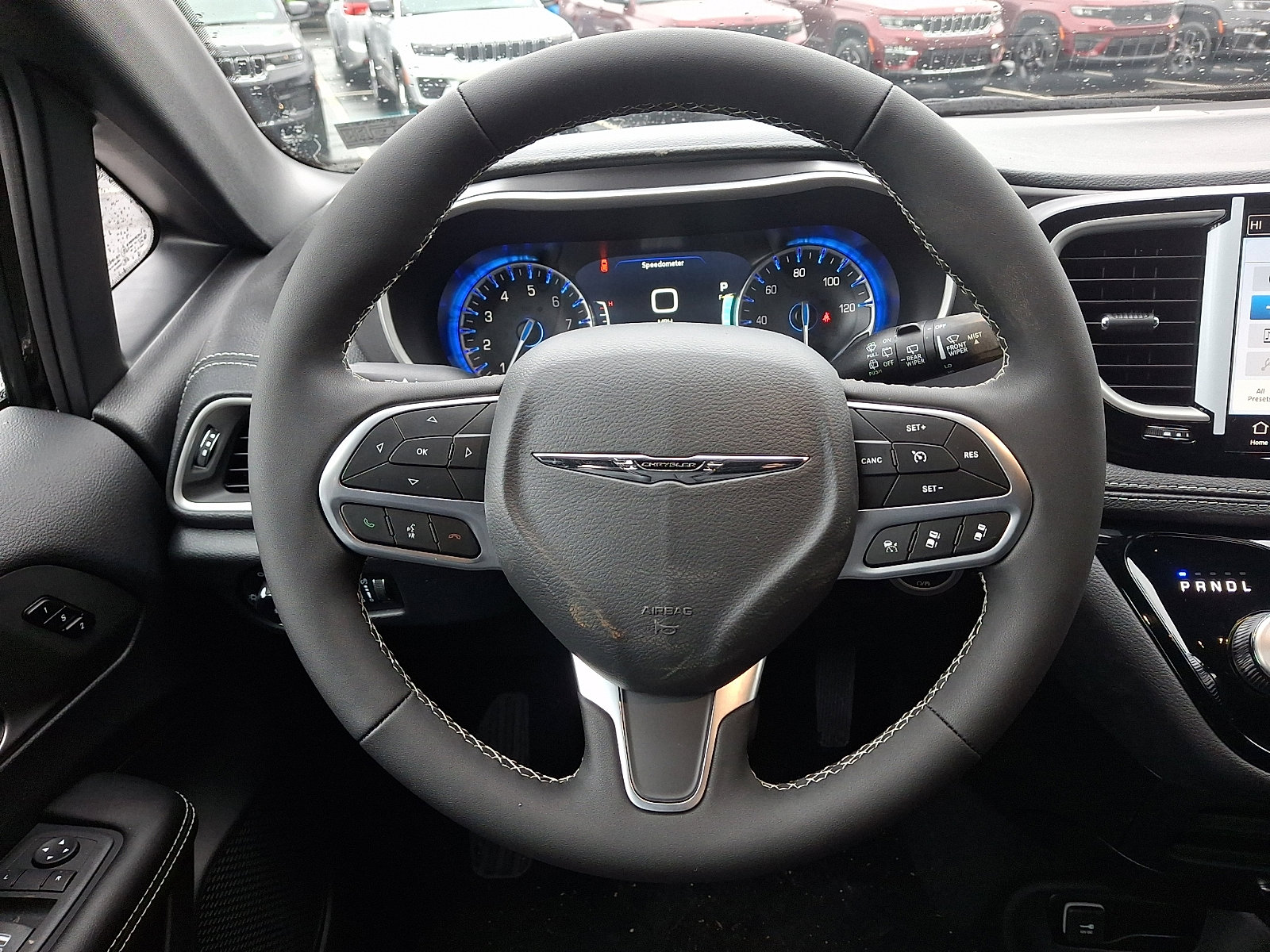 New 2026 Chrysler Pacifica Select image 15