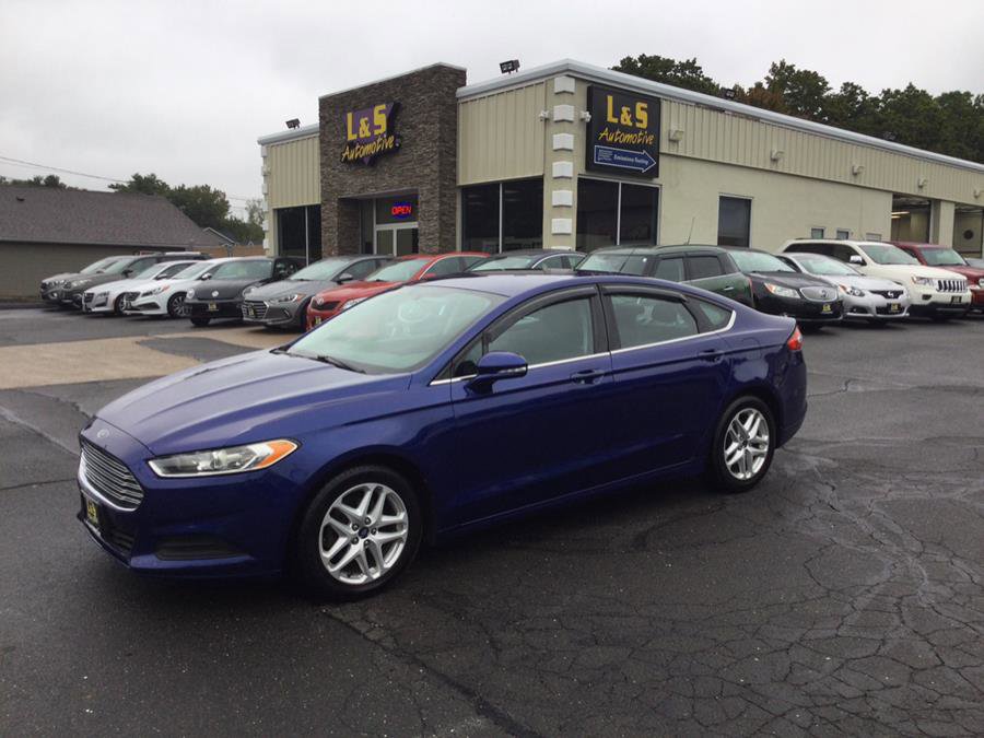 Used 2014 Ford Fusion SE image 34