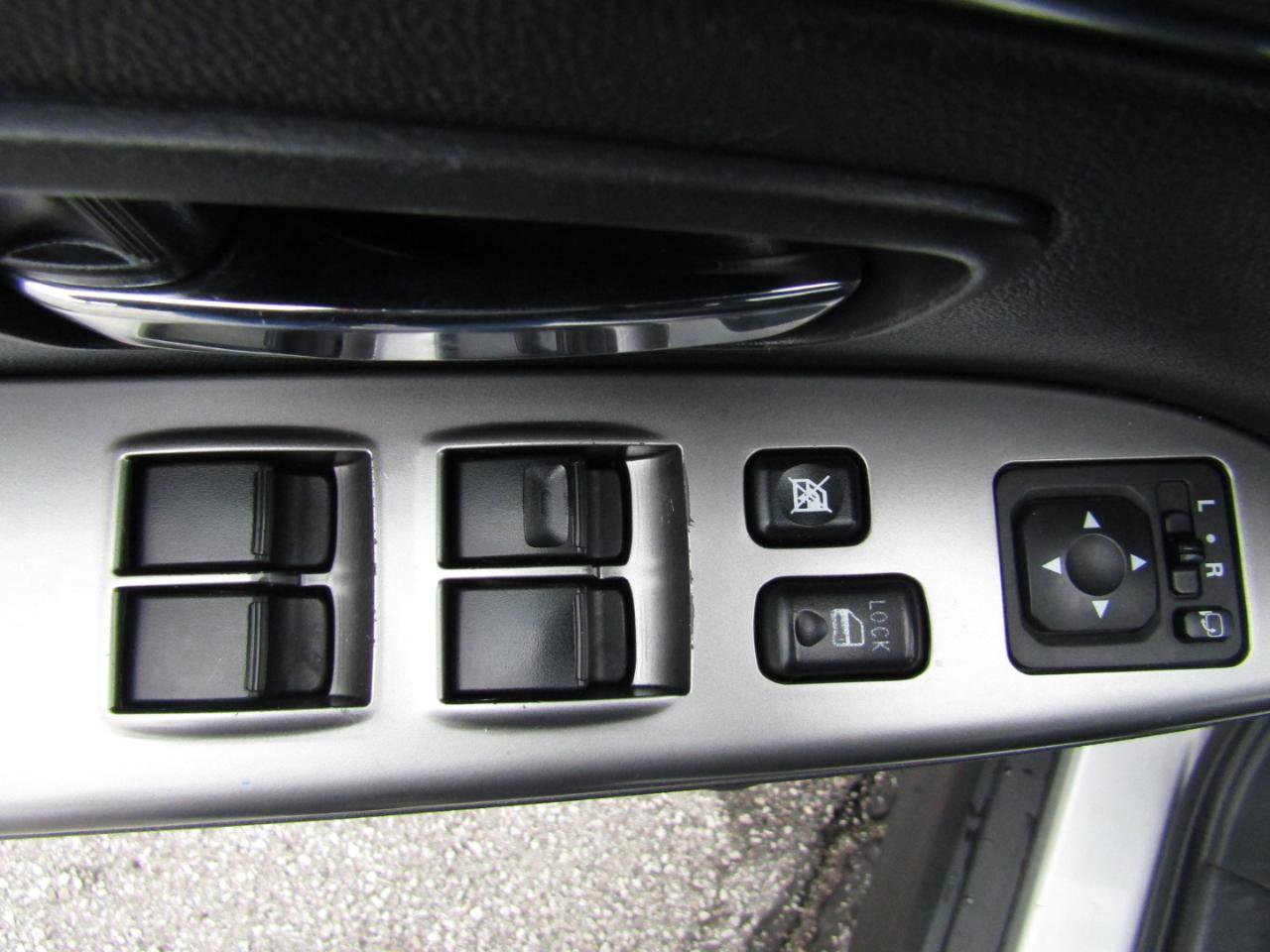 Used 2021 Mitsubishi Outlander Sport SE AWD/4WD image 11