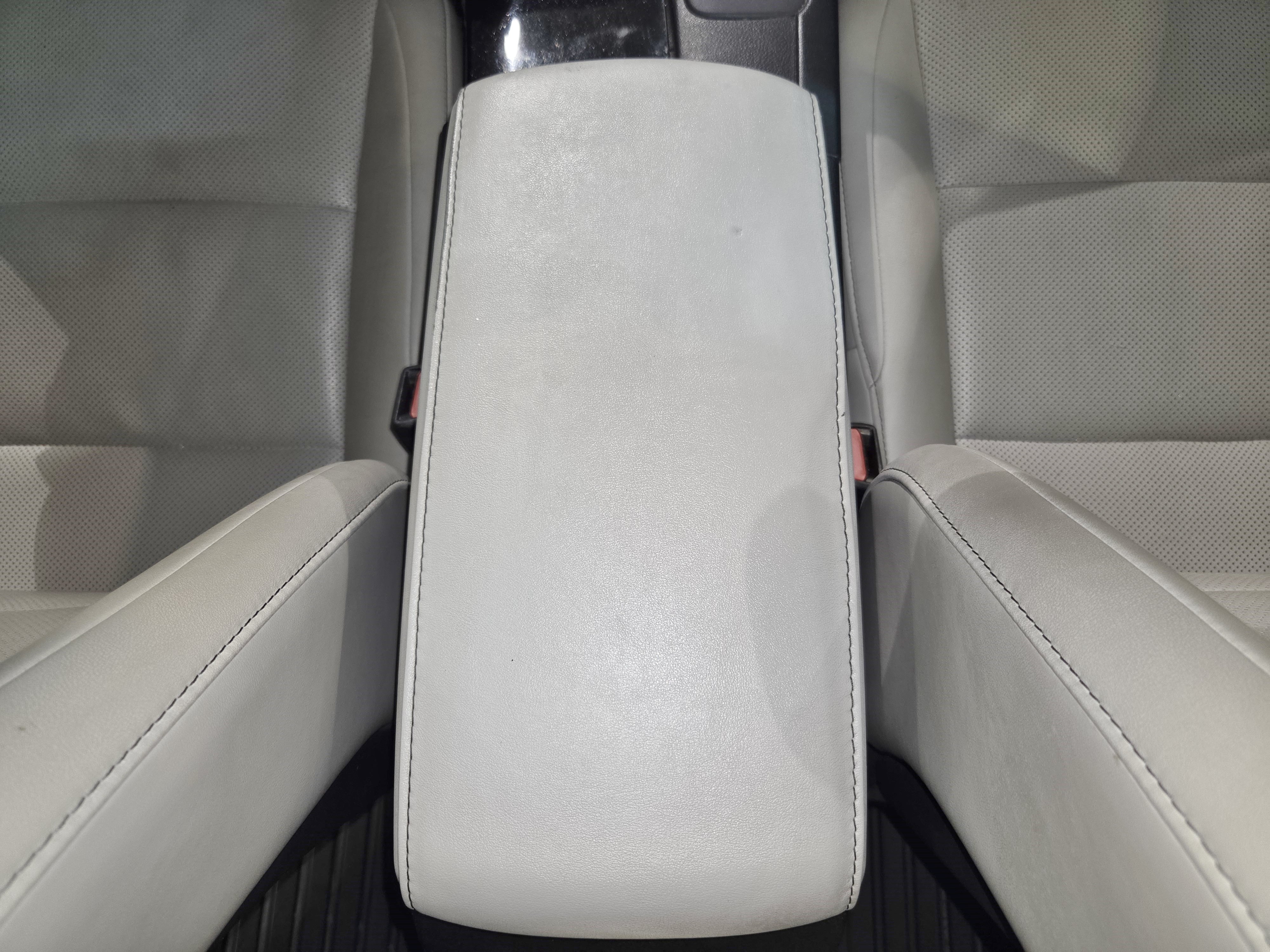 Used 2016 Lexus ES 350 w/ Premium Package w/Wood Trim FWD image 40