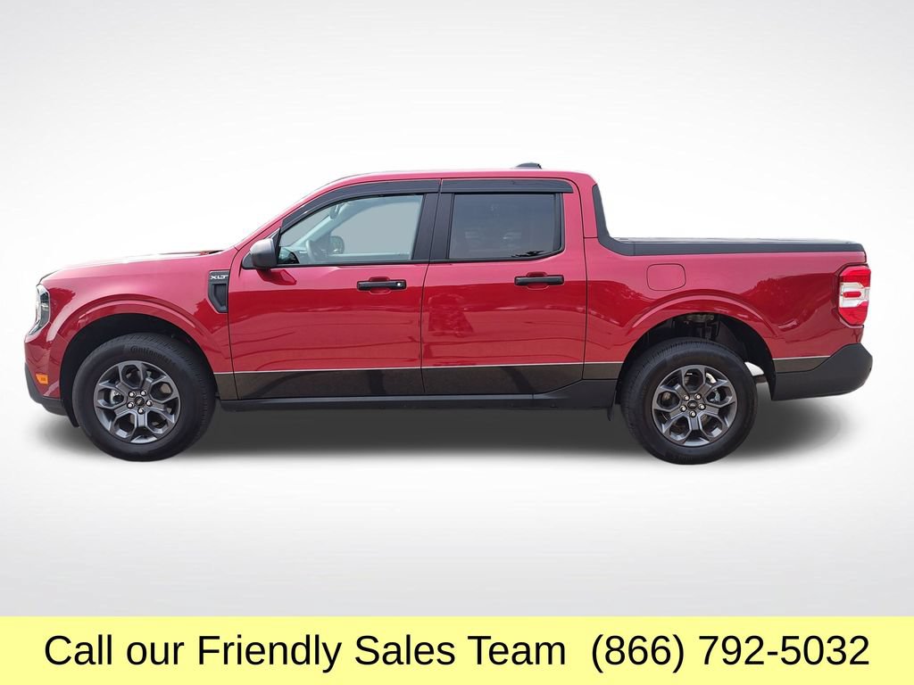 Used 2025 Ford Maverick XLT w/ Equipment Group 302A AWD/4WD image 2