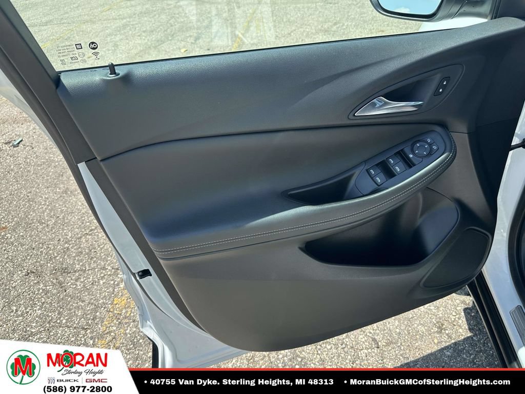 Certified 2023 Buick Encore GX Preferred FWD image 15