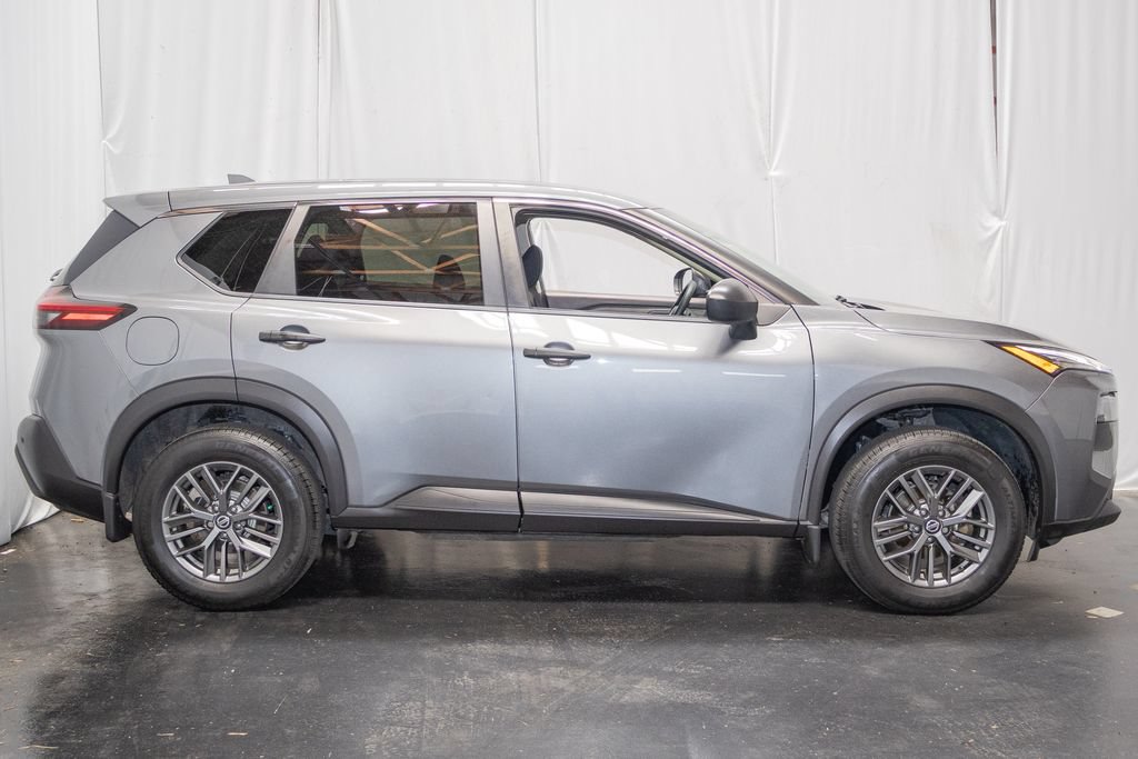 Used 2021 Nissan Rogue S AWD/4WD image 4