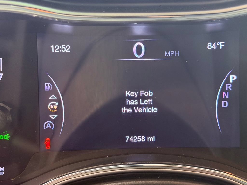 Used 2019 Jeep Grand Cherokee Limited w/ Luxury Group II RWD image 25