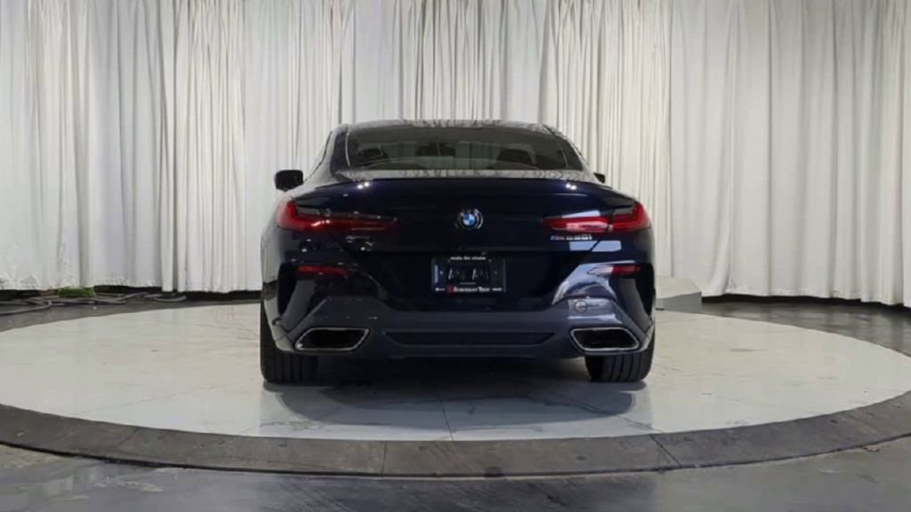 Used 2019 BMW M850i xDrive Coupe w/ Comfort Seating Package image 9