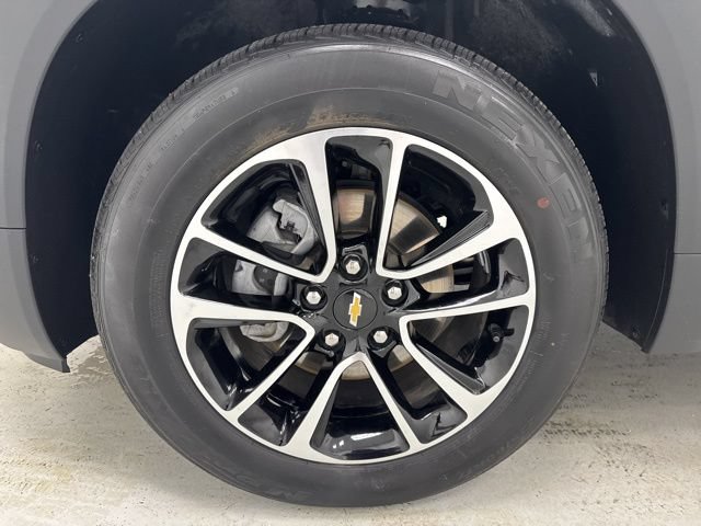 Used 2025 Chevrolet TrailBlazer LT FWD image 35