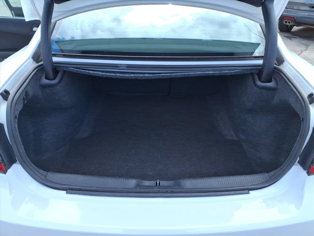 Used 2023 Dodge Charger SXT RWD image 14