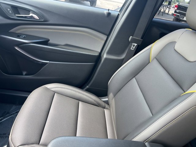 New 2025 Chevrolet Trax ACTIV w/ Driver Confidence Package image 7