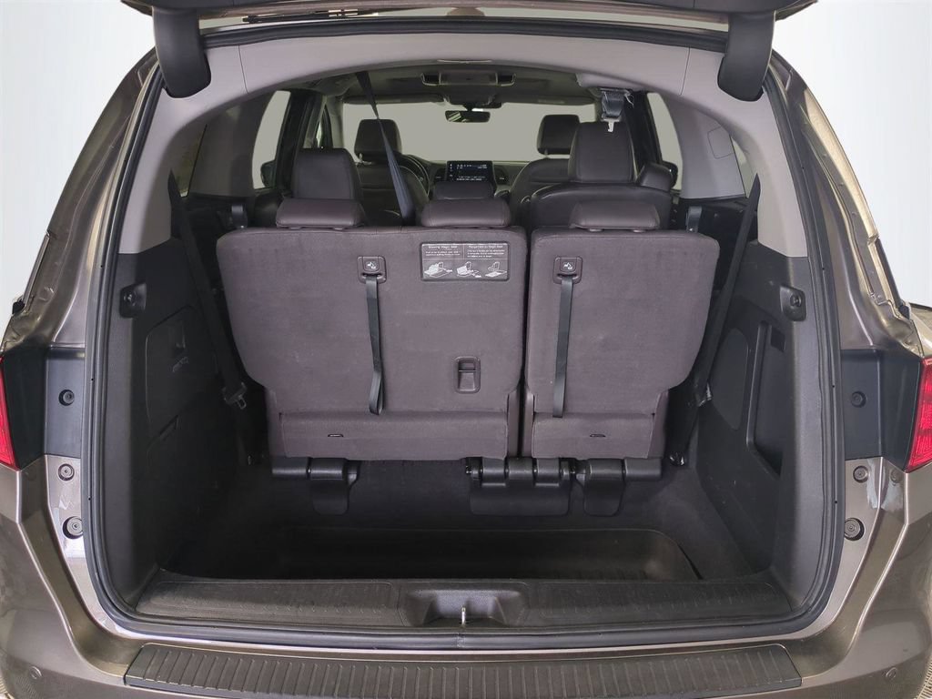 Used 2018 Honda Odyssey Elite image 14