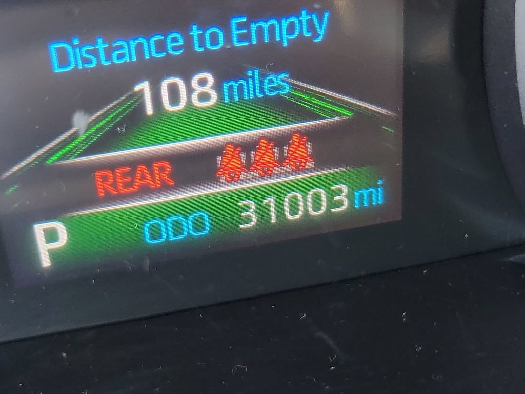 Used 2019 Toyota RAV4 XLE FWD image 12
