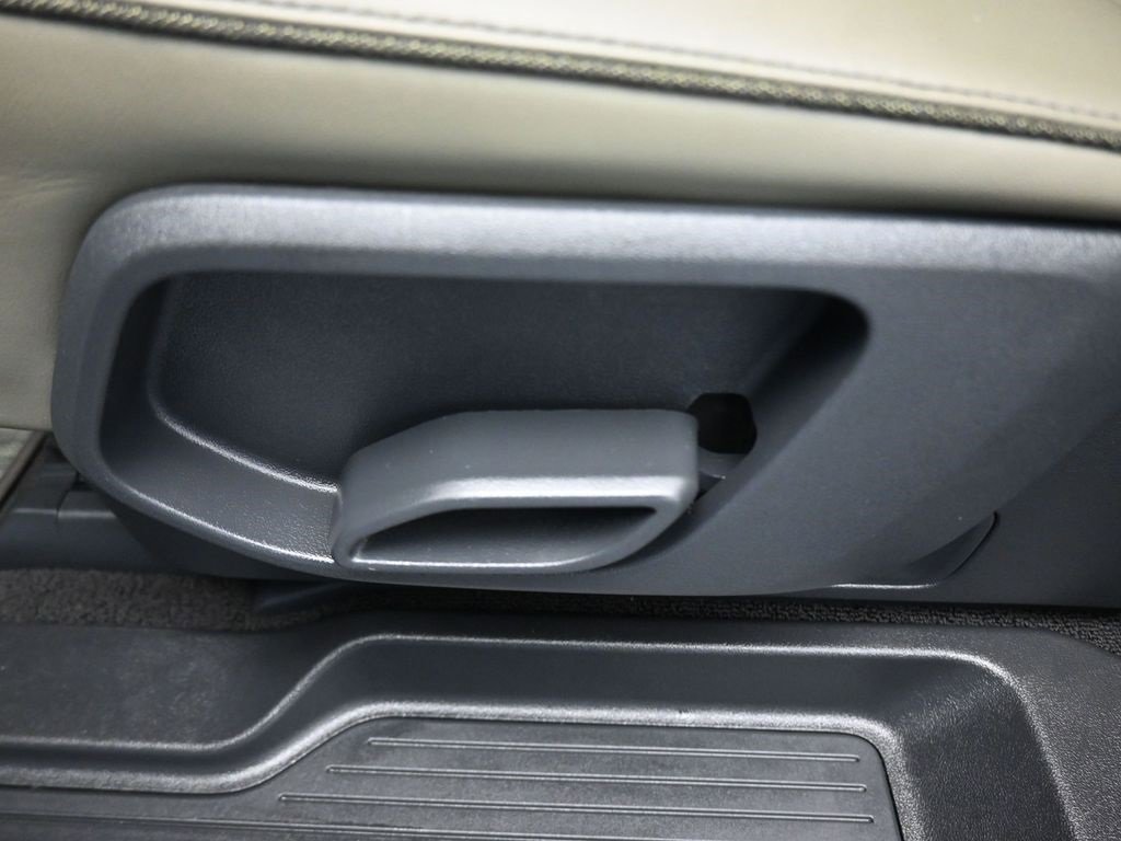 Used 2023 Rivian R1S Launch Edition image 26