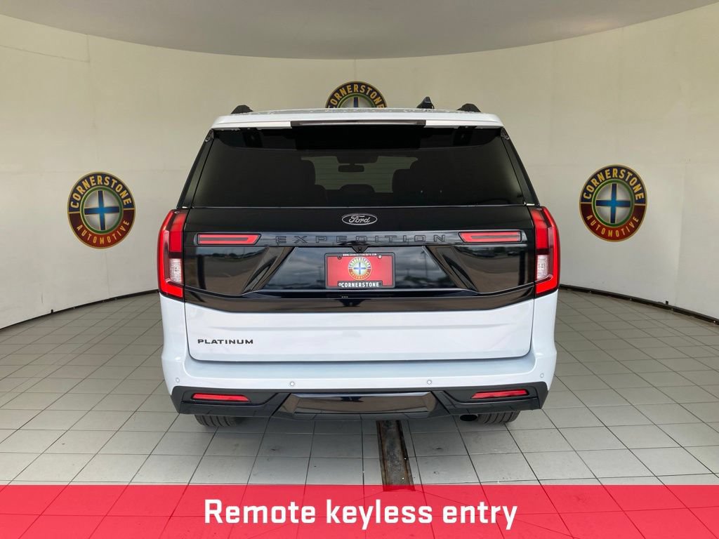 Used 2025 Ford Expedition Platinum w/ Stealth Performance Package AWD/4WD image 24