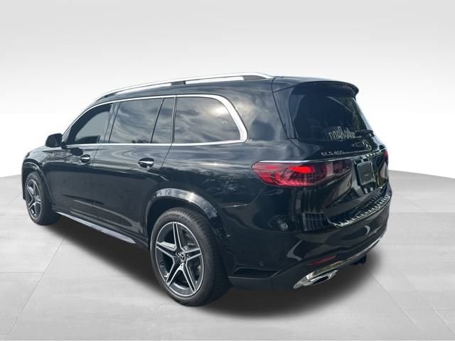 Used 2025 Mercedes-Benz GLS 450 4MATIC image 4