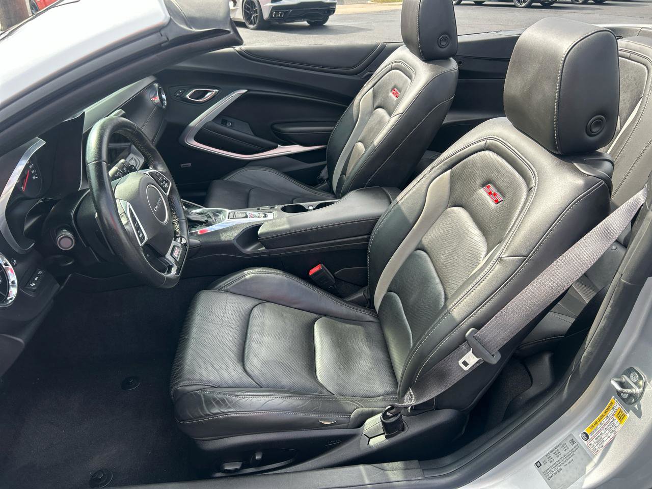 Used 2016 Chevrolet Camaro SS image 11